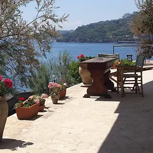 https://aci-brezza-di-mare.sicilyhotelsitaly.net
