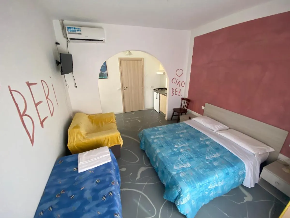 Macloud Pub B&B Sarnico Oda ve Kahvaltı