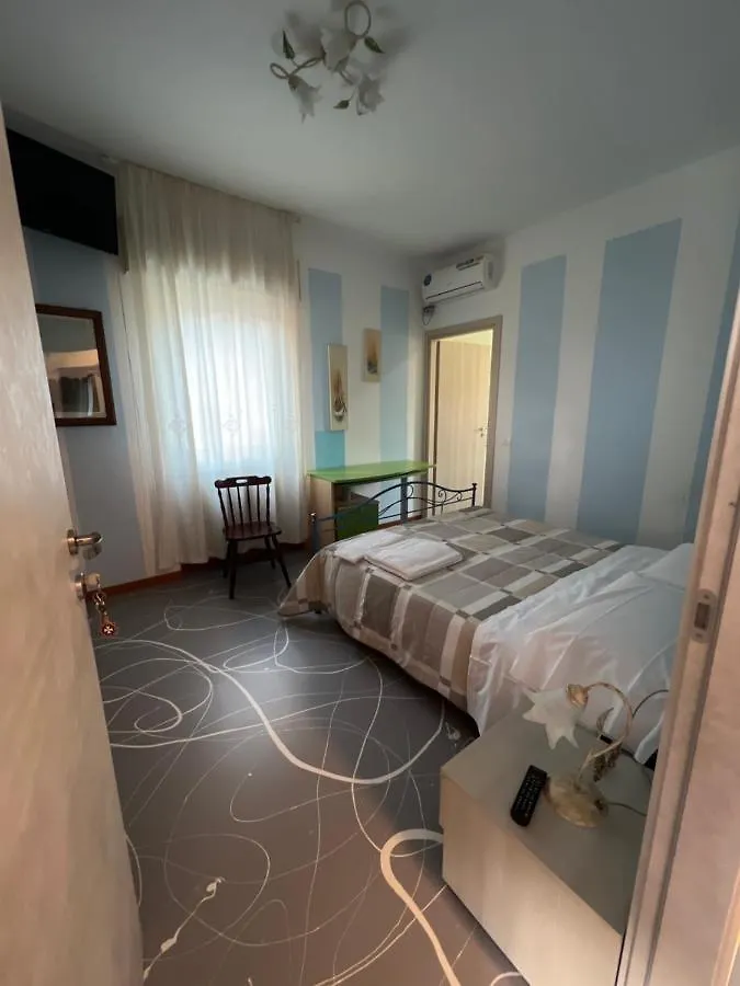 Oda ve Kahvaltı Macloud Pub B&B Sarnico