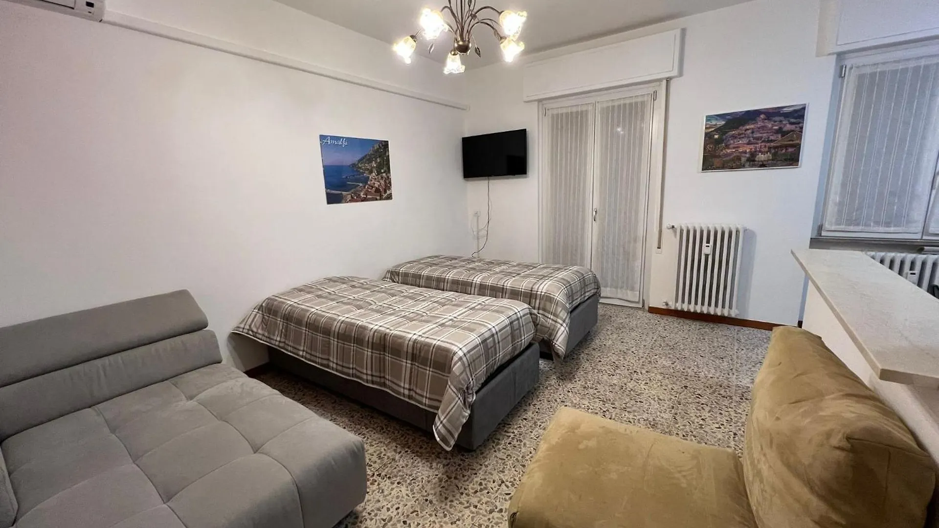 Oda ve Kahvaltı Macloud Pub B&B Sarnico