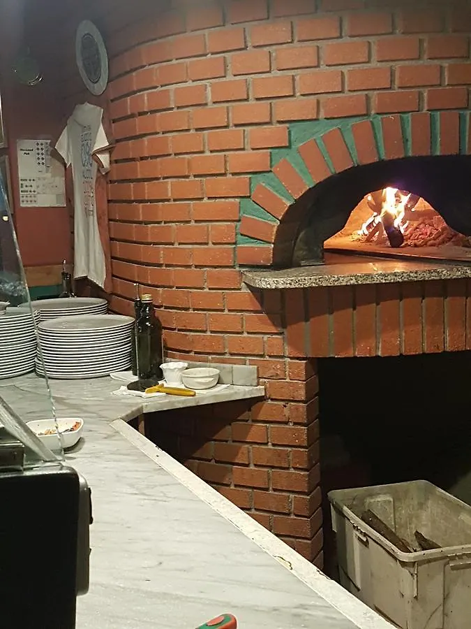 Macloud Pub B&B Sarnico İtalya