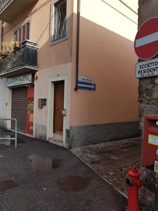 Macloud Pub B&B Sarnico Oda ve Kahvaltı